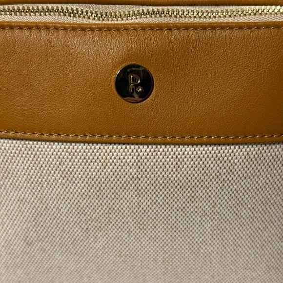 Paravel Toiletry Bag - Picture 9 of 17